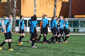 Bild 99 - B-Juniorinnen SV Henstedt-Ulzburg - MTSV Olympia Neum�nster : Ergebnis: 0:4